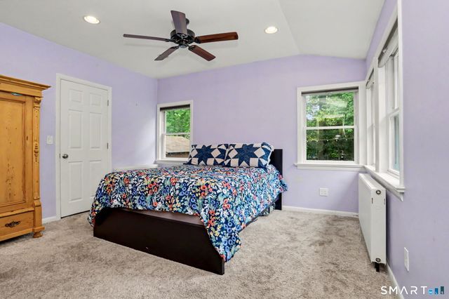 33 Pamlynn Road, Stamford, CT 06905