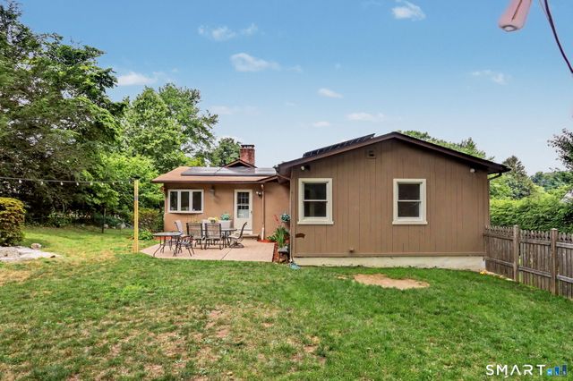 33 Pamlynn Road, Stamford, CT 06905