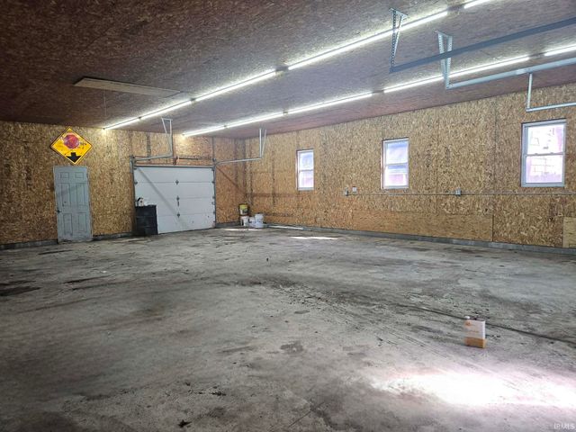 5872 W 550 N, Sharpsville, IN 46068