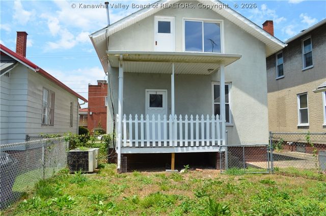 18 Delaware Avenue, Charleston, WV 25302