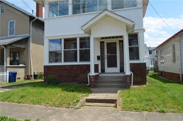 18 Delaware Avenue, Charleston, WV 25302