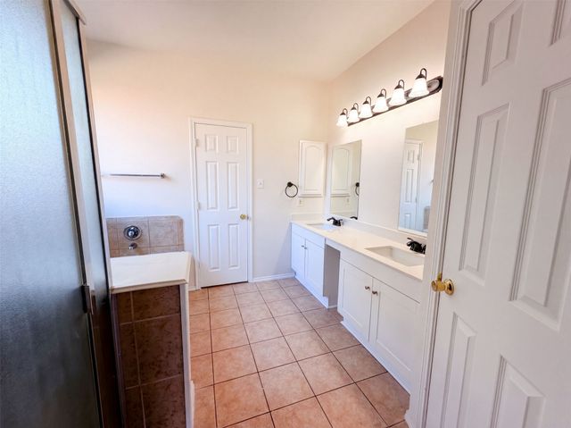 217 Green Acres Drive, Murphy, TX 75094