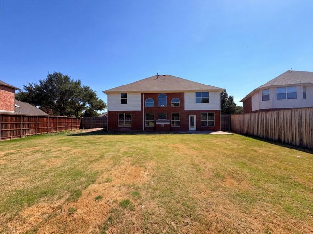 217 Green Acres Drive, Murphy, TX 75094