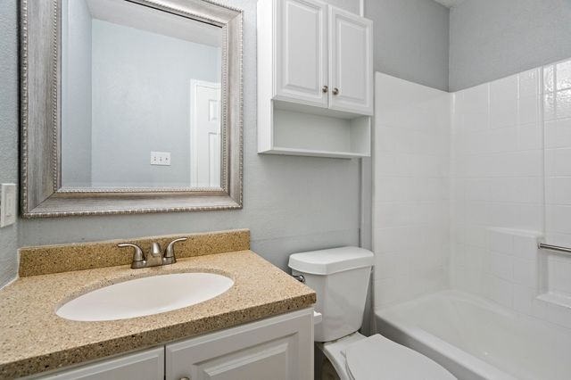 625 Little Lane, Mansfield, TX 76063