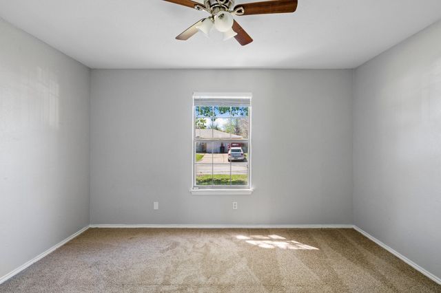 625 Little Lane, Mansfield, TX 76063