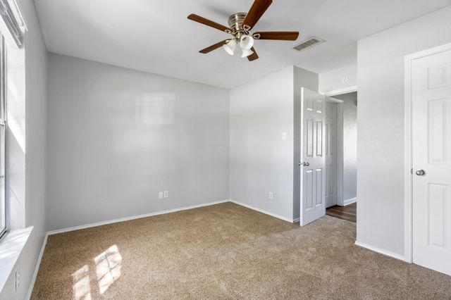 625 Little Lane, Mansfield, TX 76063