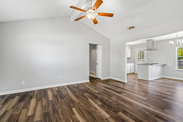 625 Little Lane, Mansfield, TX 76063