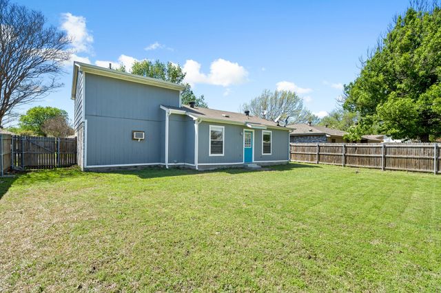 625 Little Lane, Mansfield, TX 76063