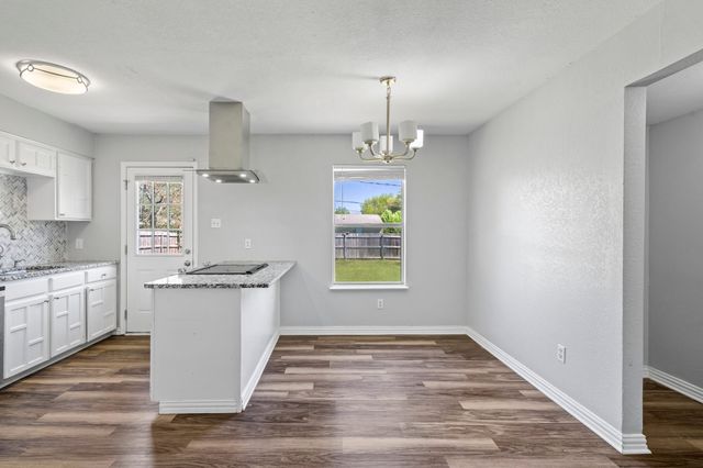 625 Little Lane, Mansfield, TX 76063