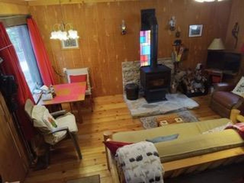 Image 11 of property listing at 0 Hlk135-Cabin @ Heart Meadow, Sequoia National Prk, CA 93262