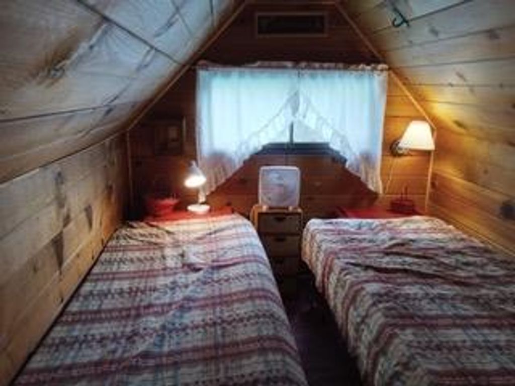 Image 5 of property listing at 0 Hlk135-Cabin @ Heart Meadow, Sequoia National Prk, CA 93262