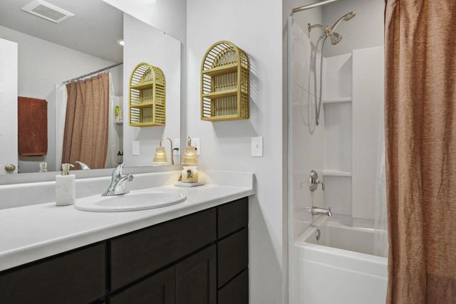 230 Breezy Grass Way, Madison, WI 53718