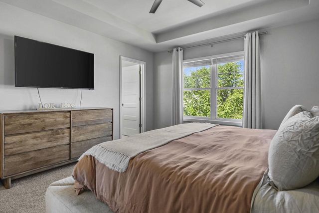 230 Breezy Grass Way, Madison, WI 53718