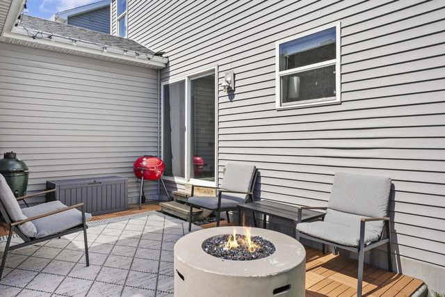 230 Breezy Grass Way, Madison, WI 53718