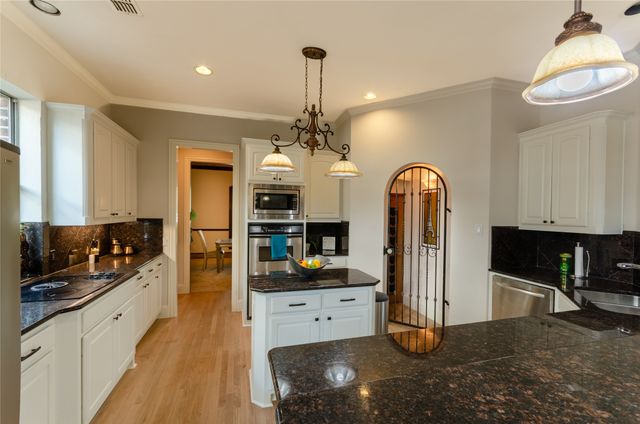 5096 Oakhurst Lane, Frisco, TX 75034