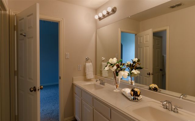 5096 Oakhurst Lane, Frisco, TX 75034