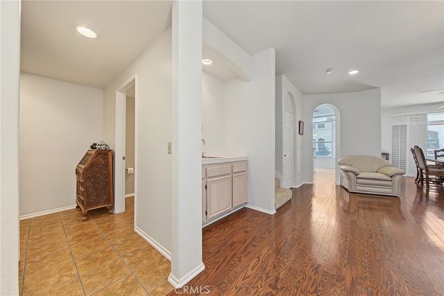 25951 Stafford Canyon Road B, Stevenson Ranch, CA 91381