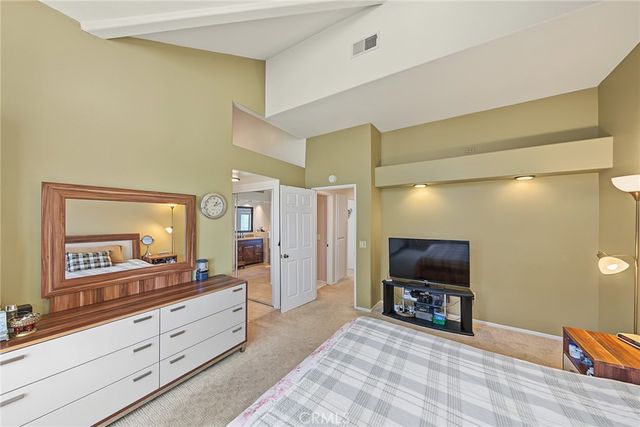 25951 Stafford Canyon Road B, Stevenson Ranch, CA 91381