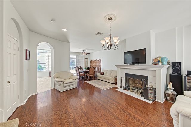 25951 Stafford Canyon Road B, Stevenson Ranch, CA 91381