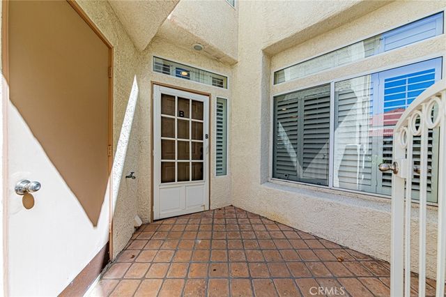 25951 Stafford Canyon Road B, Stevenson Ranch, CA 91381