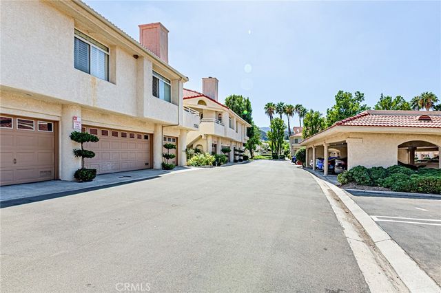25951 Stafford Canyon Road B, Stevenson Ranch, CA 91381