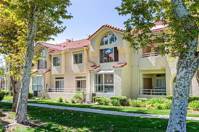 25951 Stafford Canyon Road B, Stevenson Ranch, CA 91381