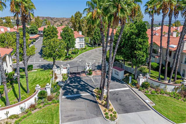 25951 Stafford Canyon Road B, Stevenson Ranch, CA 91381