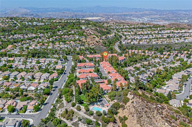 25951 Stafford Canyon Road B, Stevenson Ranch, CA 91381