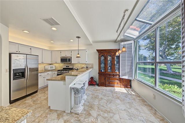 25951 Stafford Canyon Road B, Stevenson Ranch, CA 91381