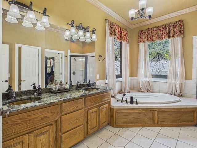 809 Fox Run Trail, Edmond, OK 73034