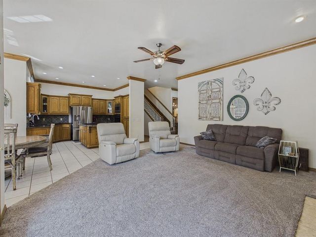 809 Fox Run Trail, Edmond, OK 73034