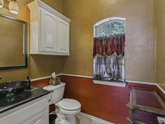 809 Fox Run Trail, Edmond, OK 73034