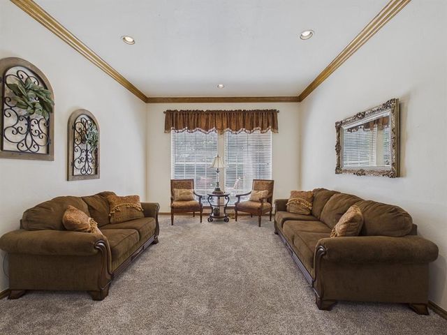 809 Fox Run Trail, Edmond, OK 73034