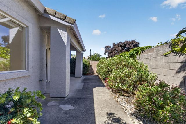 450 Baguette Pl, Folsom, CA 95630