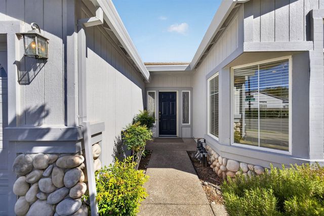 450 Baguette Pl, Folsom, CA 95630