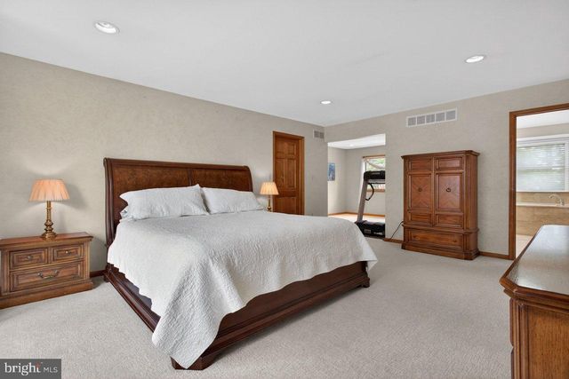 13 BROOKSIDE COURT, Cranbury, NJ 08512