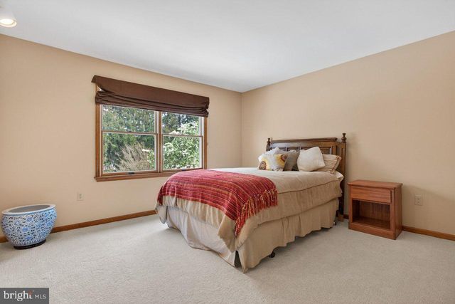 13 BROOKSIDE COURT, Cranbury, NJ 08512