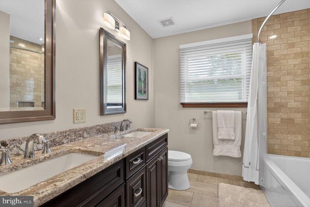 13 BROOKSIDE COURT, Cranbury, NJ 08512