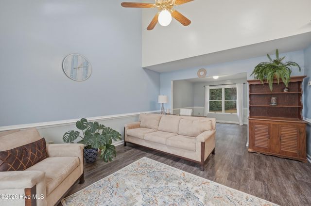 153 N Point Boulevard, Moyock, NC 27958