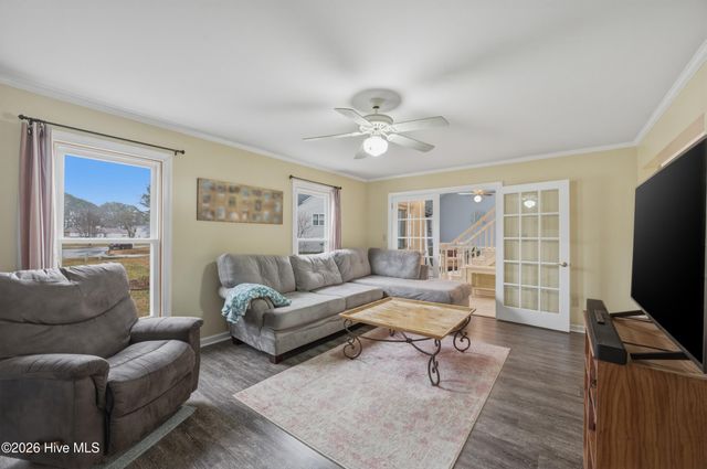 153 N Point Boulevard, Moyock, NC 27958