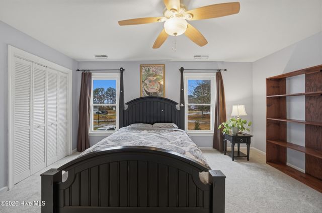 153 N Point Boulevard, Moyock, NC 27958