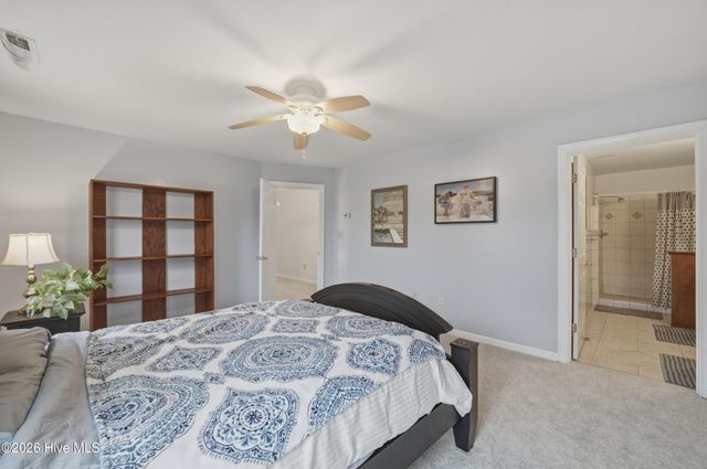 153 N Point Boulevard, Moyock, NC 27958