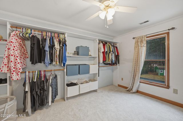 153 N Point Boulevard, Moyock, NC 27958