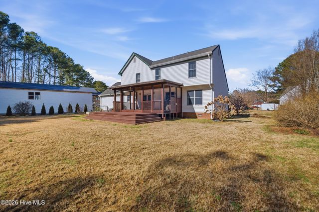 153 N Point Boulevard, Moyock, NC 27958