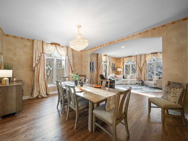 1437 Sunset Ridge Road, Glenview, IL 60025