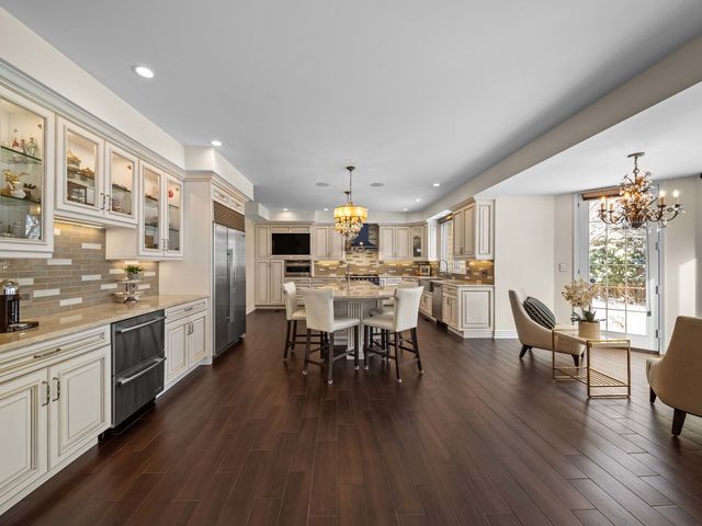 1437 Sunset Ridge Road, Glenview, IL 60025