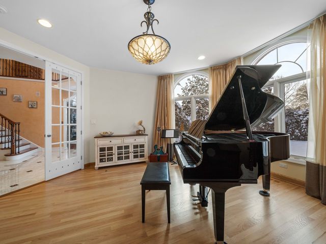 1437 Sunset Ridge Road, Glenview, IL 60025