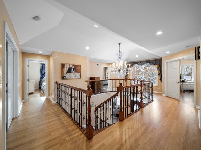 1437 Sunset Ridge Road, Glenview, IL 60025