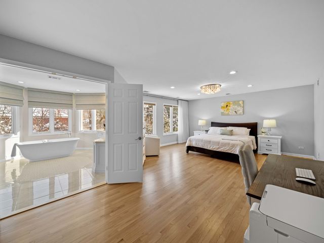 1437 Sunset Ridge Road, Glenview, IL 60025