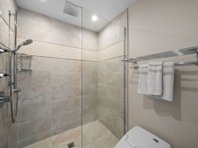 1437 Sunset Ridge Road, Glenview, IL 60025